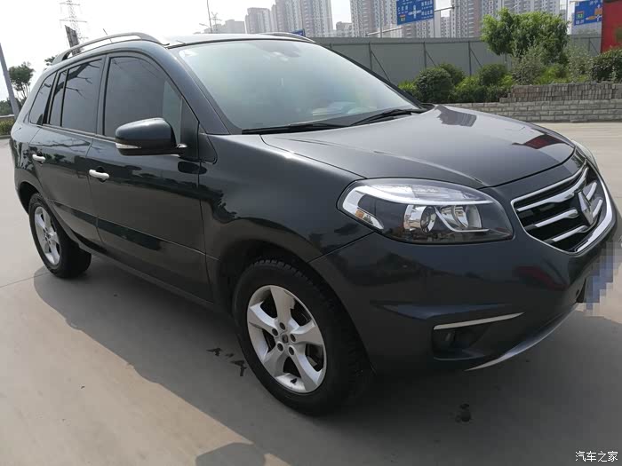 出一台12款雷诺科雷傲