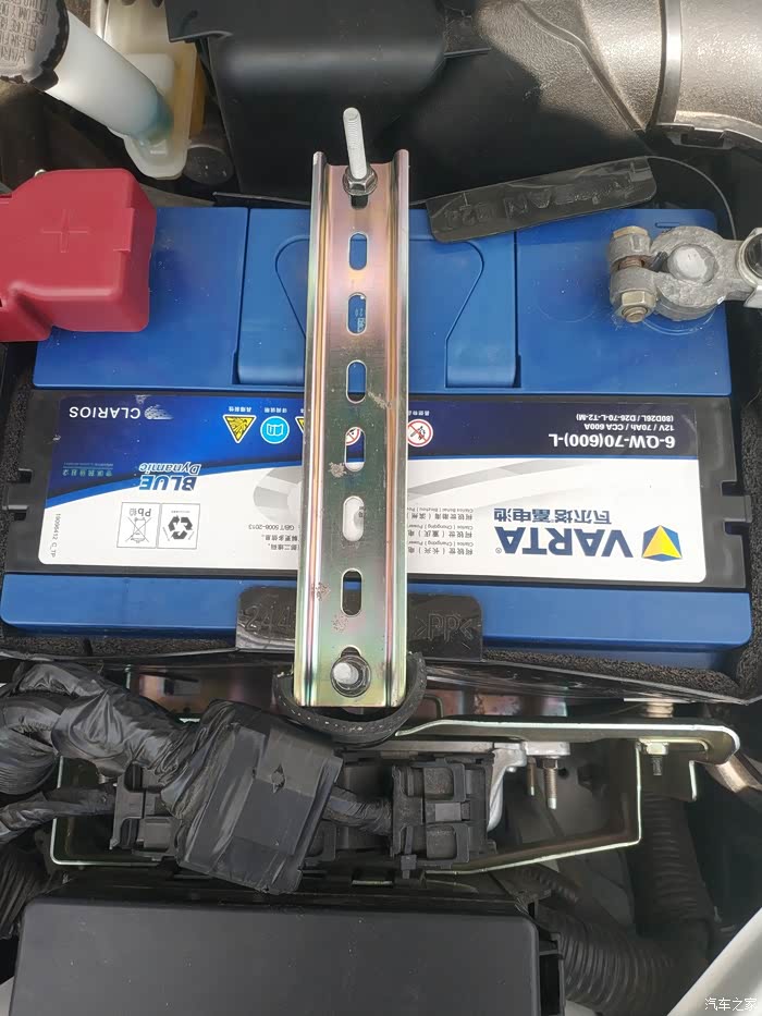 18款轩逸更换电瓶