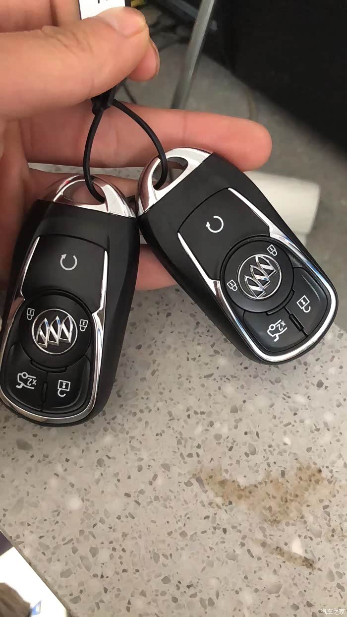 【图】20t豪华版两把钥匙是不是一样._威朗论坛_汽车之家论坛