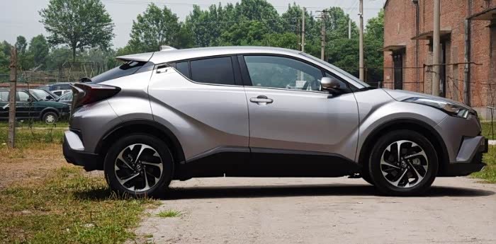 【图】欧泊银chr,收到请回复!_丰田c-hr论坛_汽车之家论坛