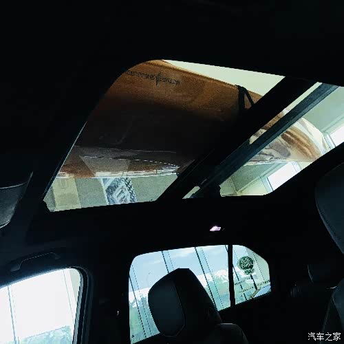 抢先实地赏车-凯迪拉克xt4