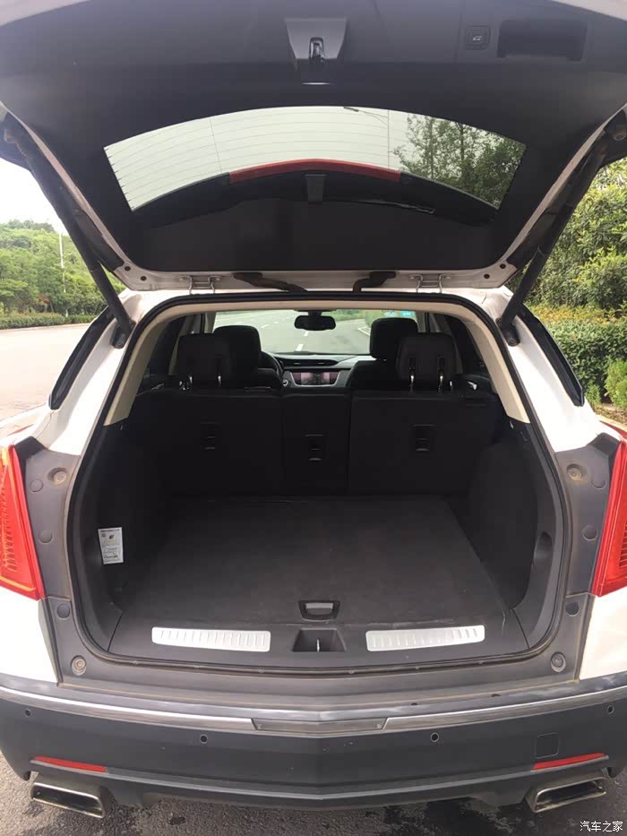 终于等到你,凯迪拉克xt5