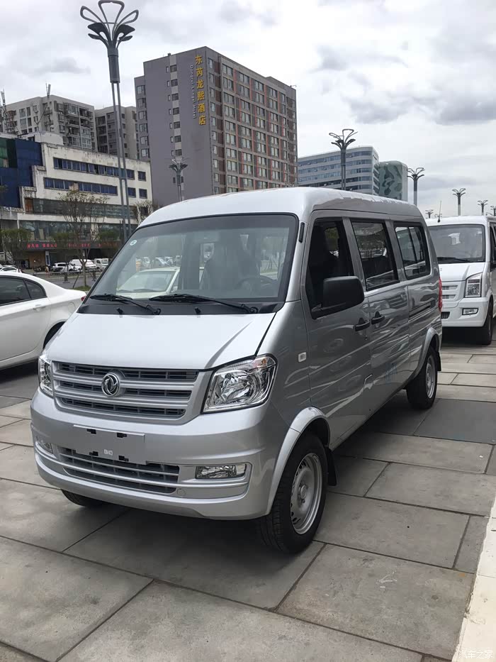 再提东风小康k07s面包车