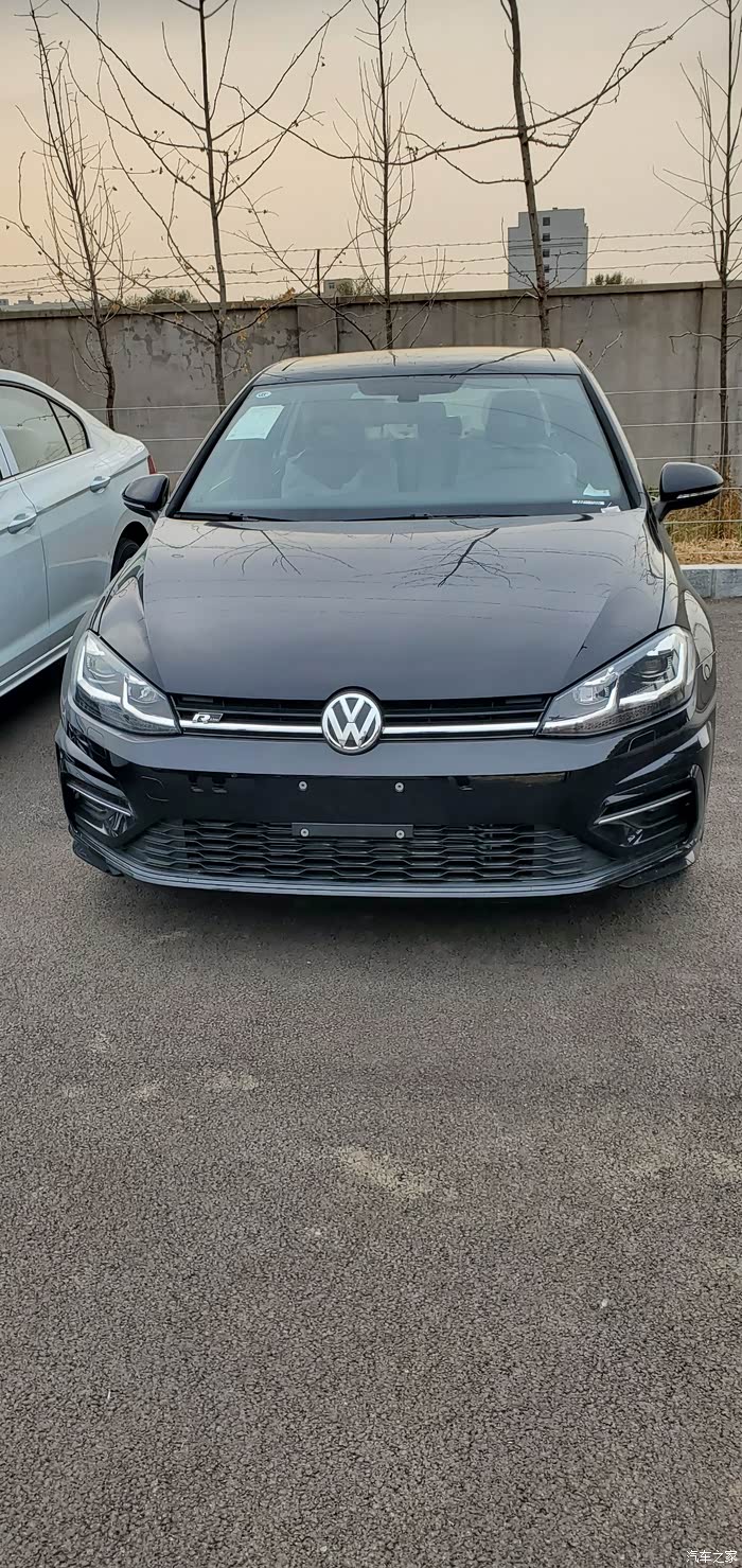 【图】高尔夫7.5黑色r line_高尔夫论坛_汽车之家论坛