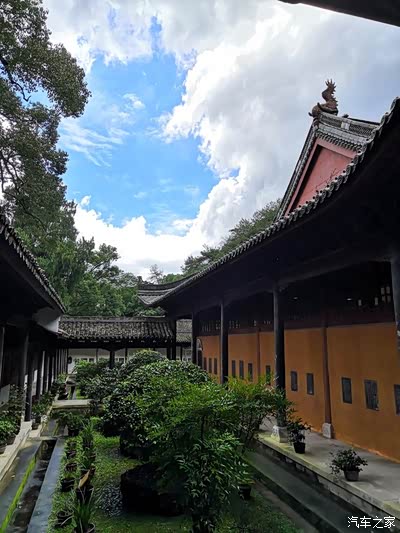 驾车初游国清寺