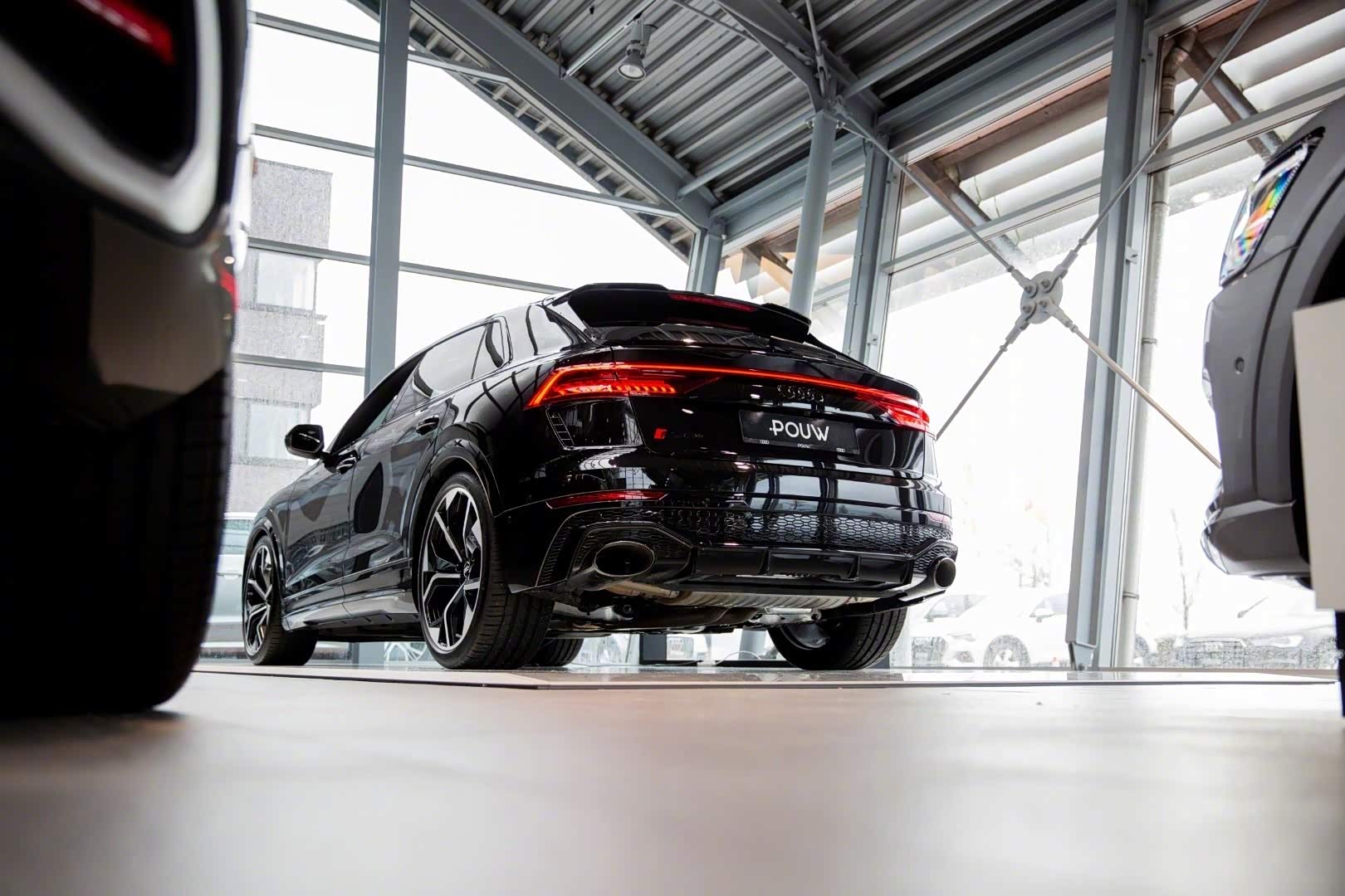 兰博基尼同母异父的弟弟奥迪rsq8!