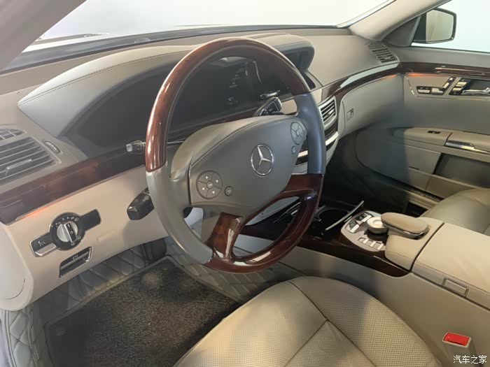 2011款奔驰w221内饰翻新写帖留念