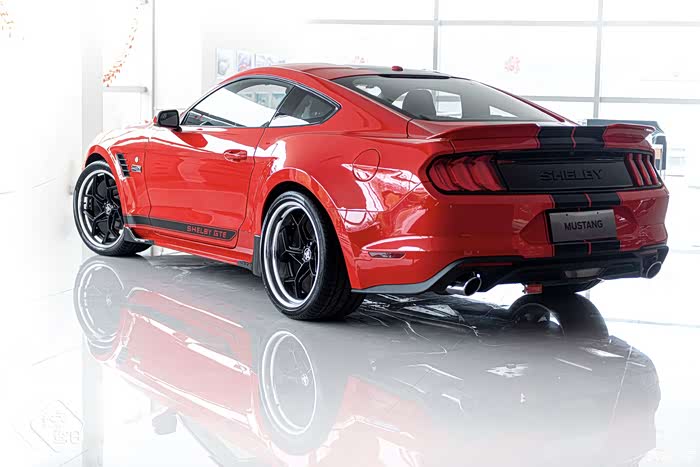 关关驾日探店日记福特原厂爆改宽体shelbygte不一样的野马