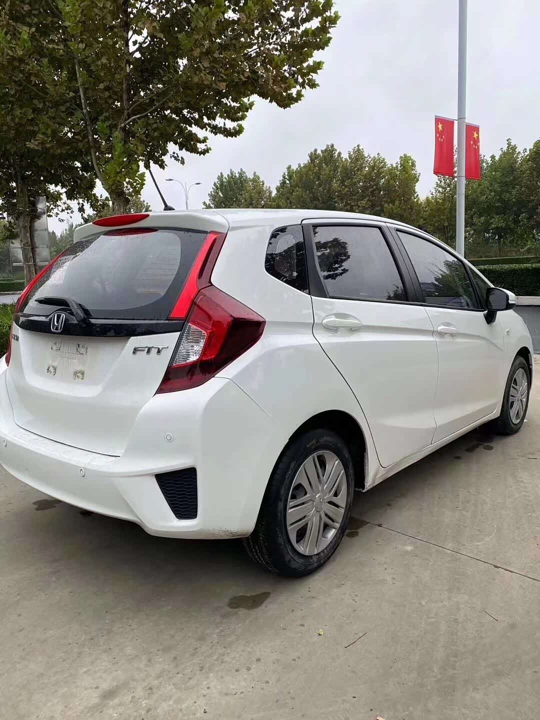 230 | 回复: 1 飞度论坛 人生最好的旅行,就是你在一个陌生的地方