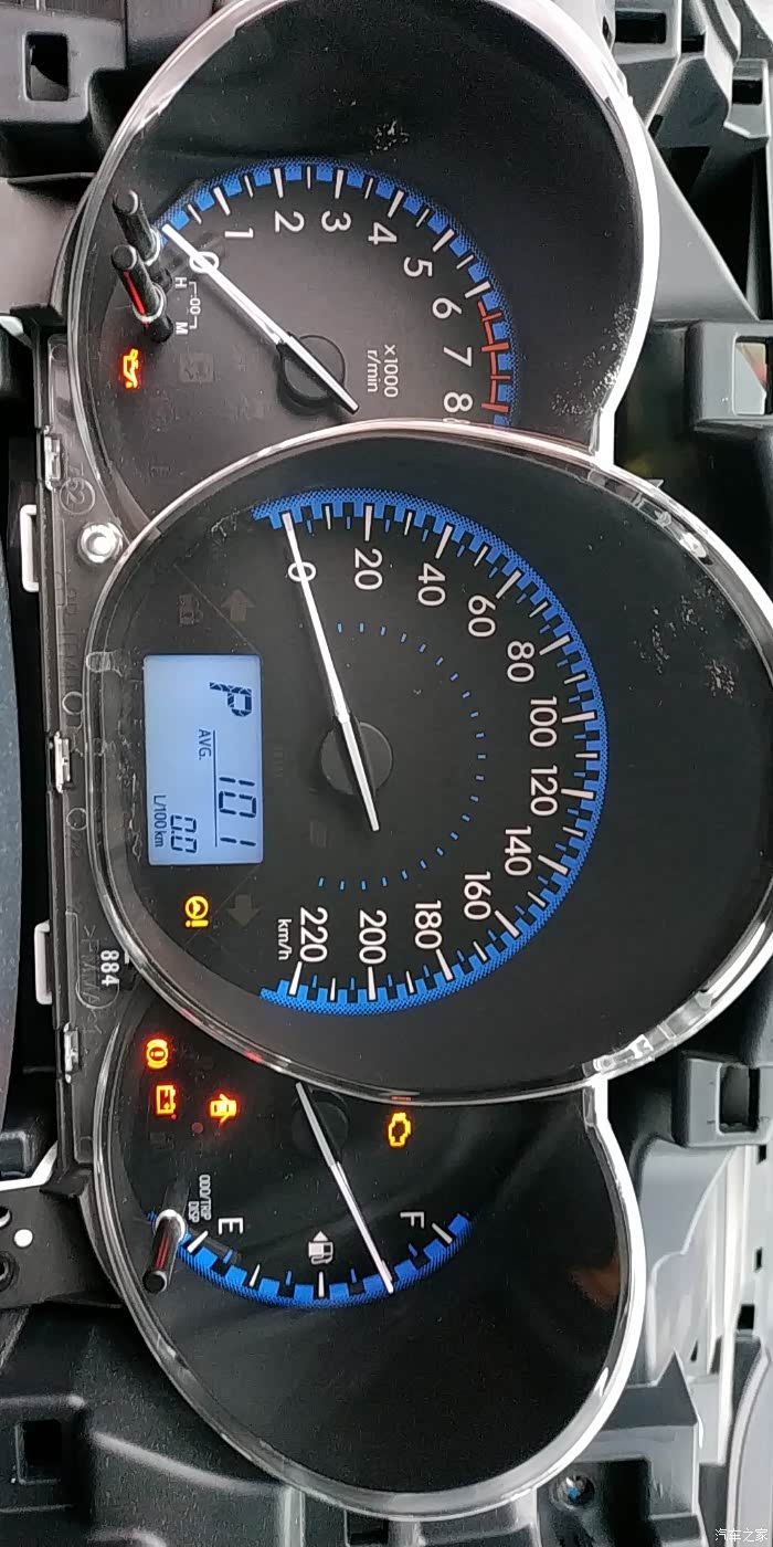 威驰仪表盘有没有显示油耗的?