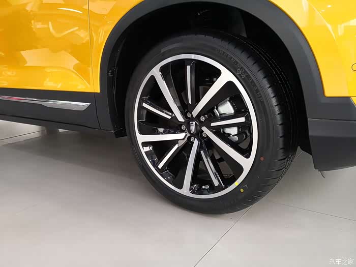 t77,奔腾届的颜值担当