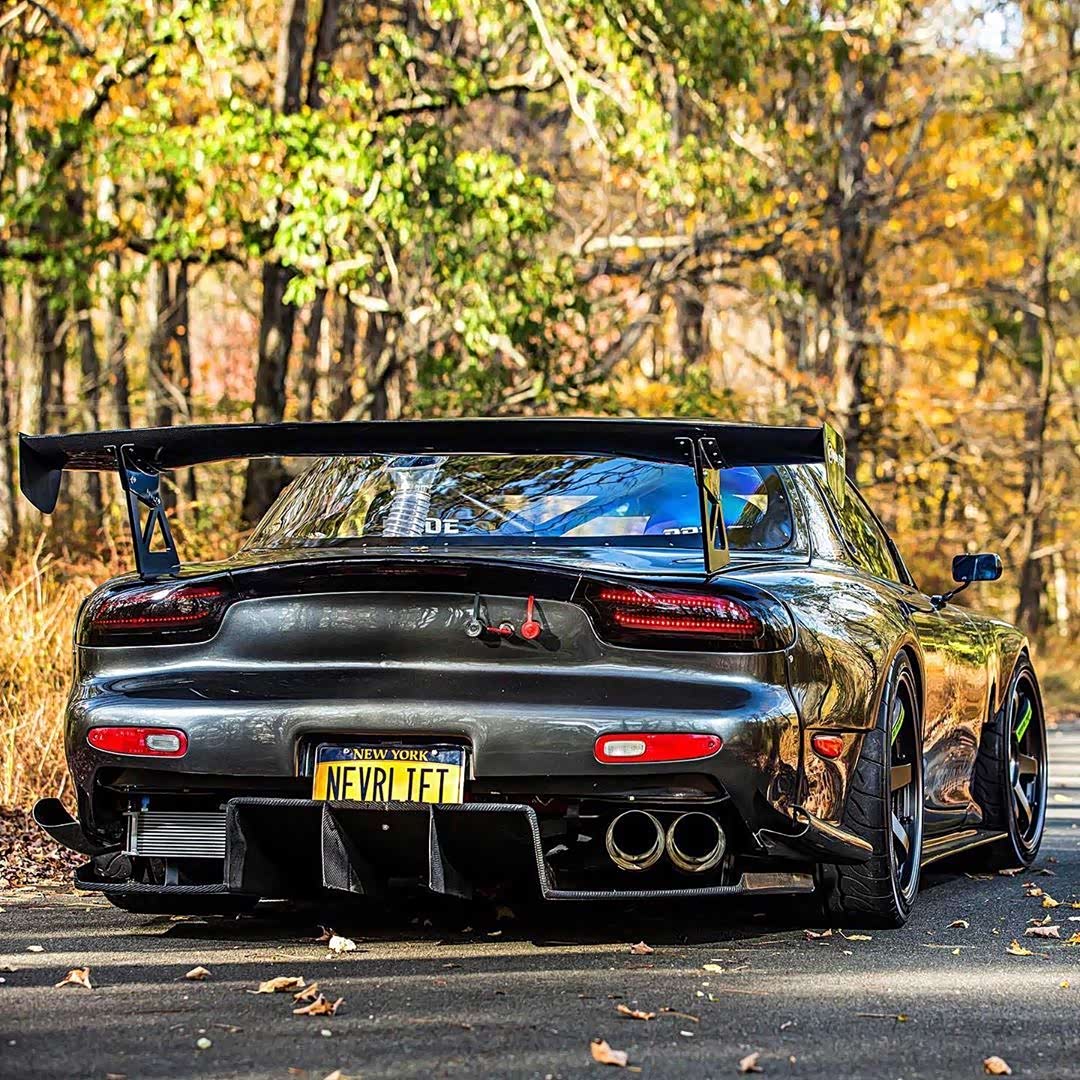 战斗马自达 rx7 fd