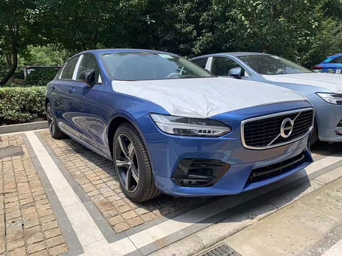 论坛首辆s90焰影蓝运动版提车前记