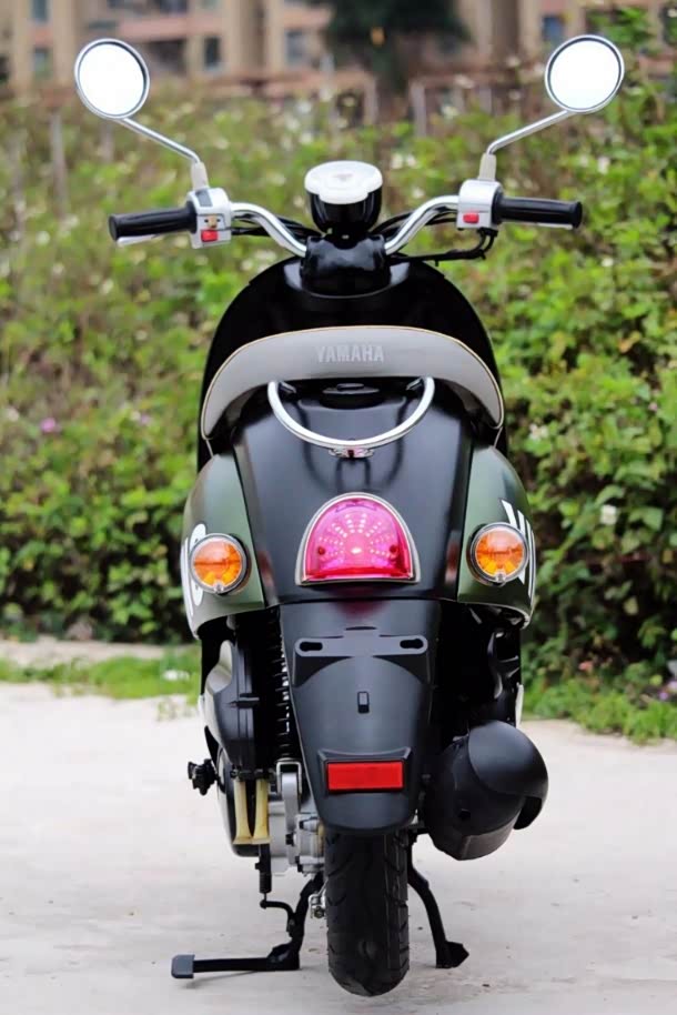 2015年雅马哈vino50高清实车图欣赏