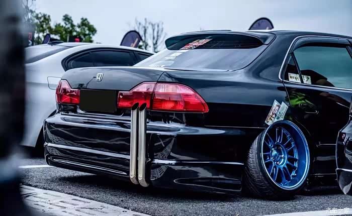 暴走风改装的本田雅阁cg5排气朝天真不怕进水吗