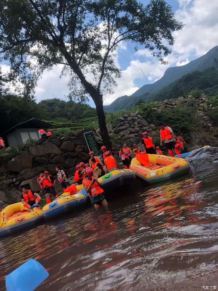 酷暑送清凉,金刚台漂流记