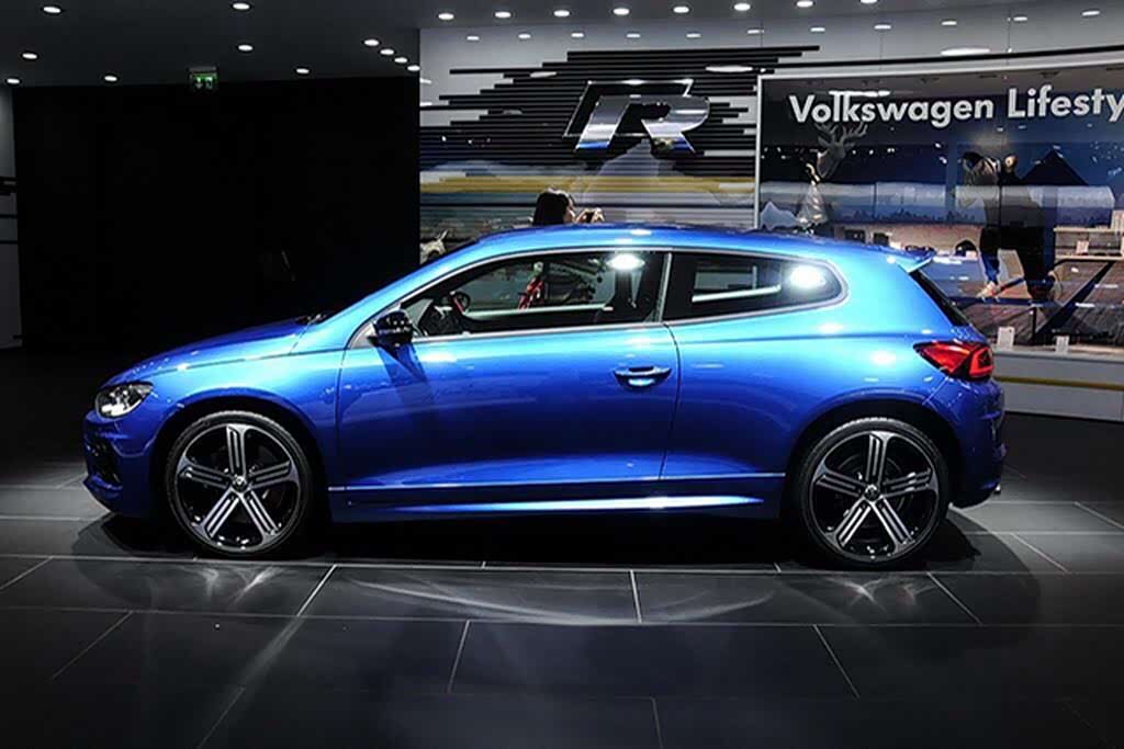 大众尚酷r外观造型犀利,性能不错.