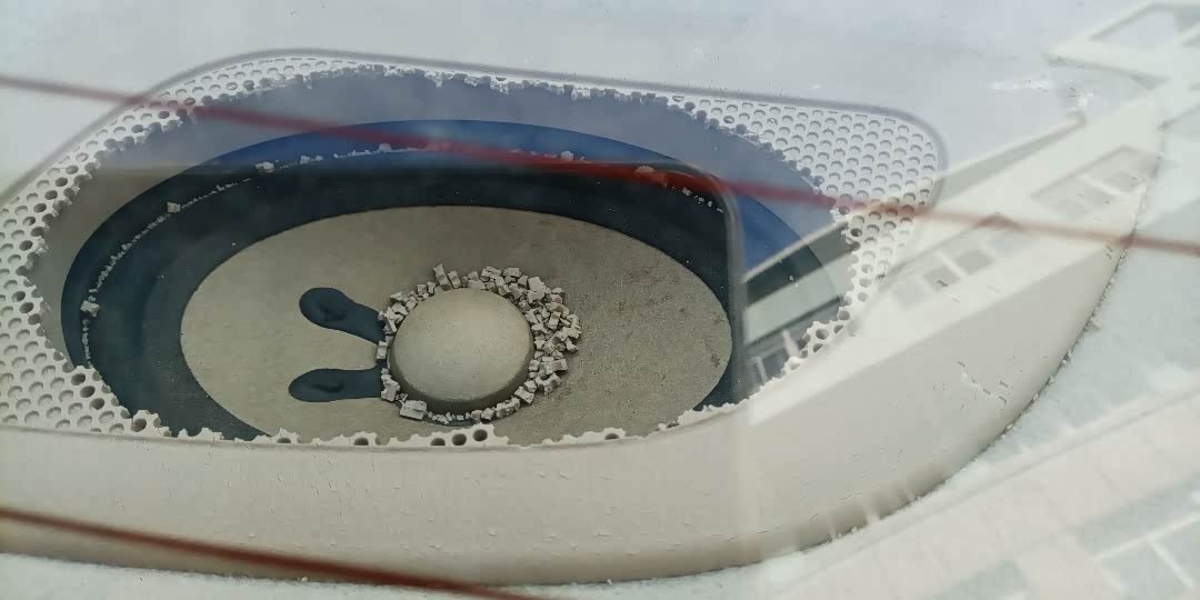 爱三个别塑料件老化严重