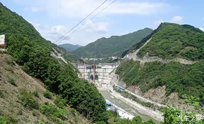 拉着五一尾巴跑秦岭:艳遇佛坪三河口 云游金水土地岭