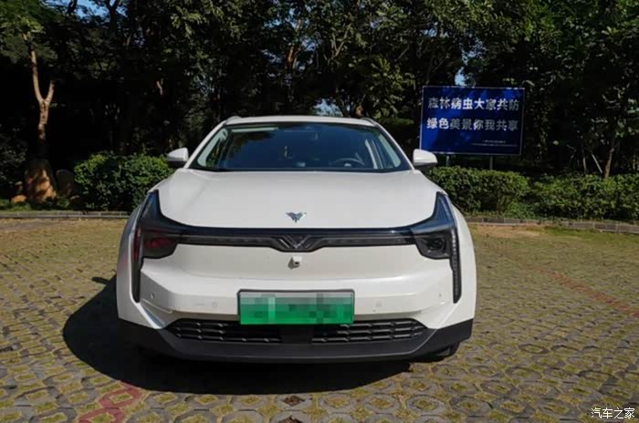 风采欣赏造车新势力中的两侠客哪吒u和小鹏g3