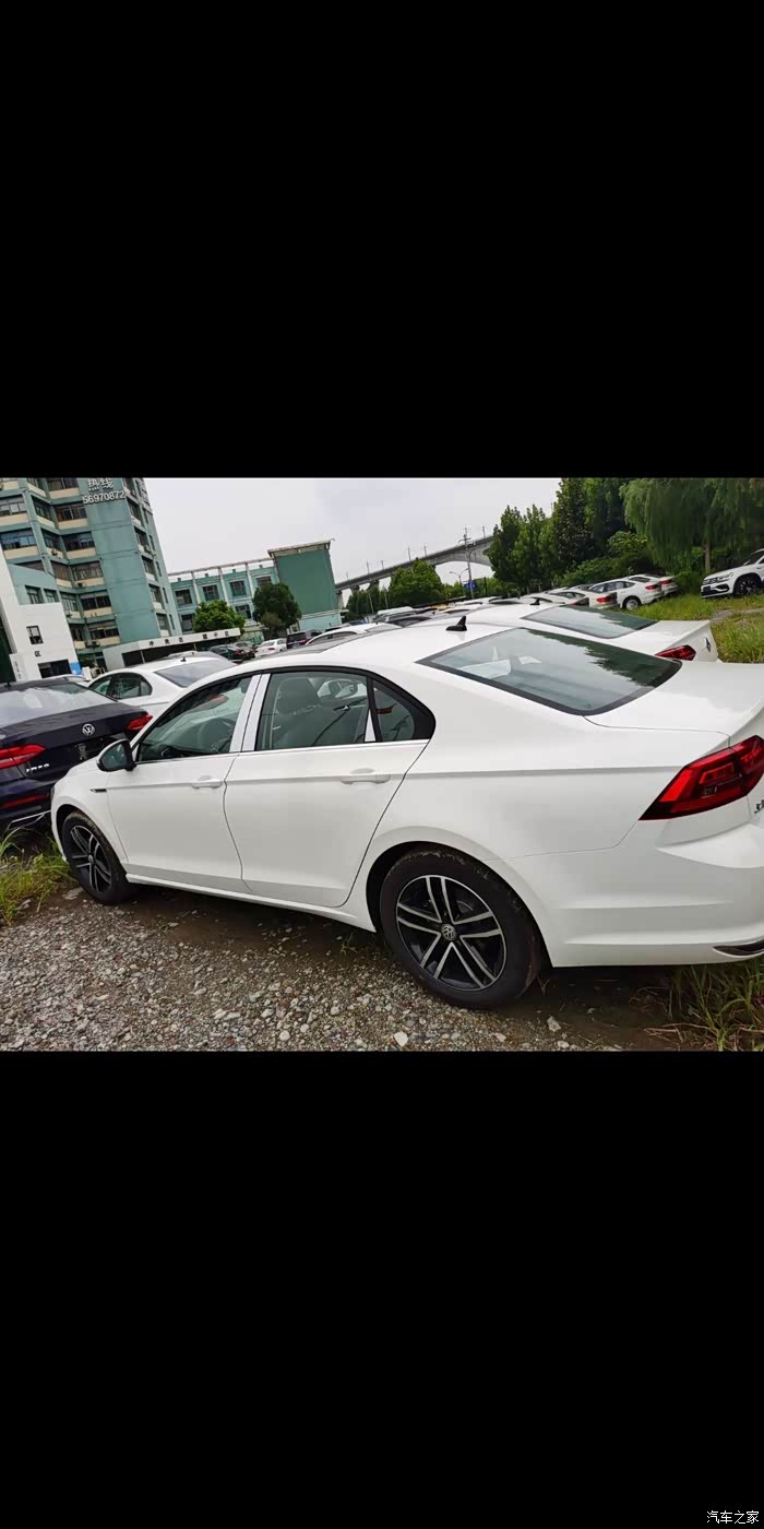 21款新款凌渡实车来了论坛实车第首次曝光外观没变化