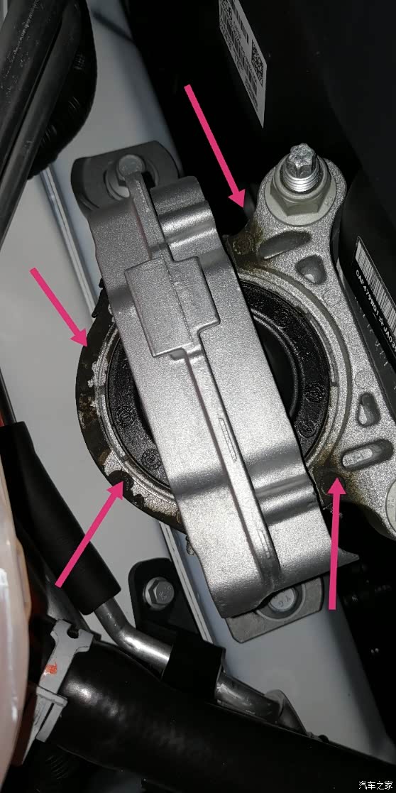 求解验车时发动机机脚问题