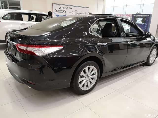 汽车总动员黑色可以酷炫非凡到店看八代凯美瑞20g豪华版