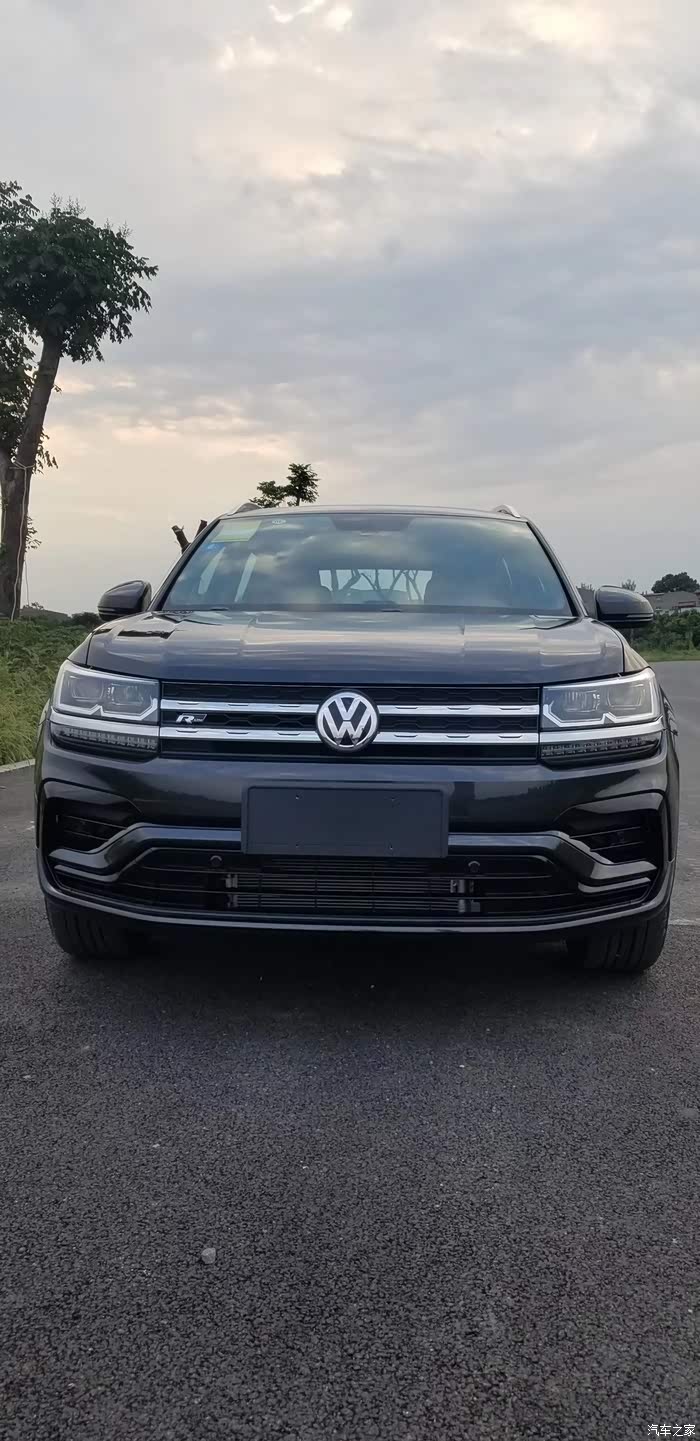 车友一族黑武士途岳运动版光芒四射