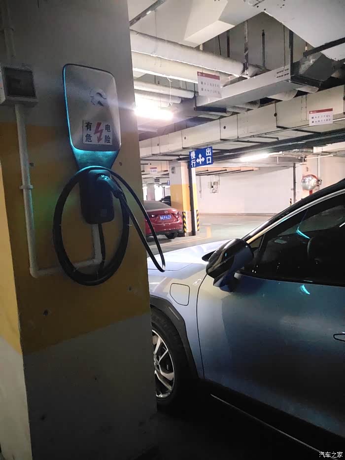 【图】蔚来专利之一充电桩大pk_蔚来es6论坛_汽车之家论坛