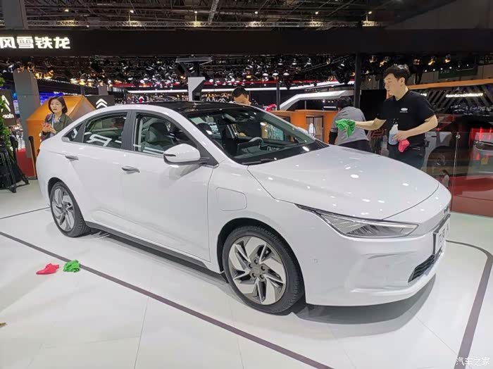 国际车展邂逅几何a