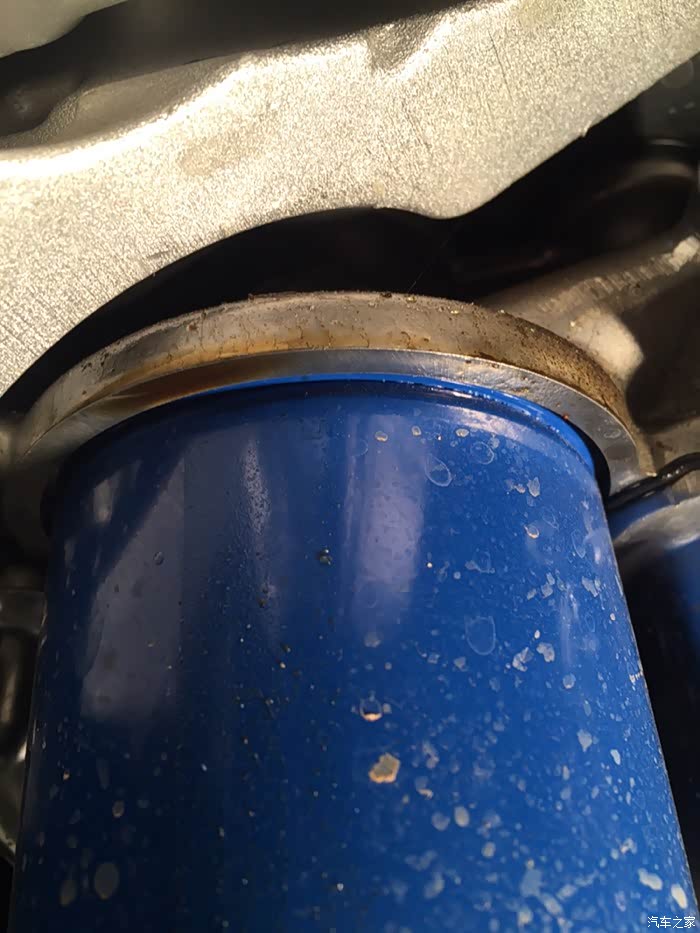 新君威机滤渗油