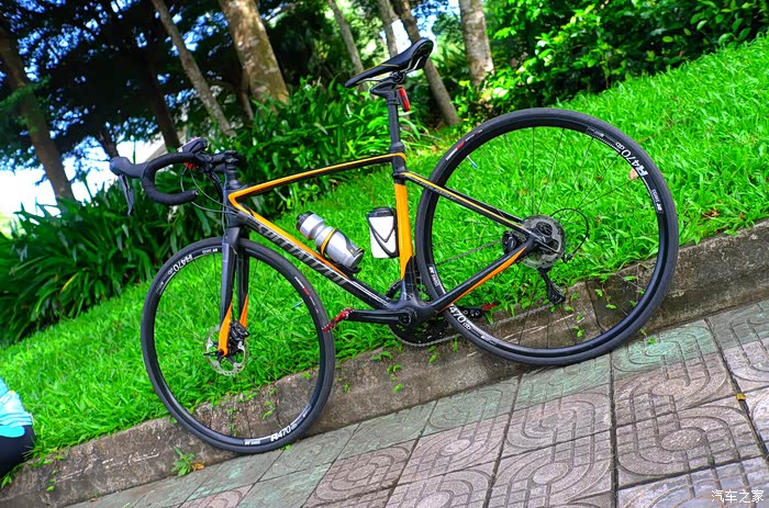 闪电鲁贝升级碳刀试车雷琼地质公园