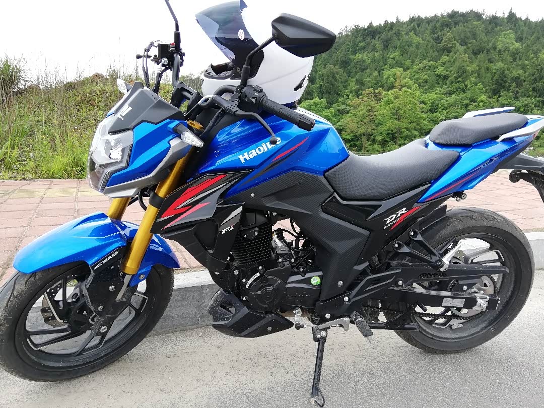 骑着我的dr160兜兜风