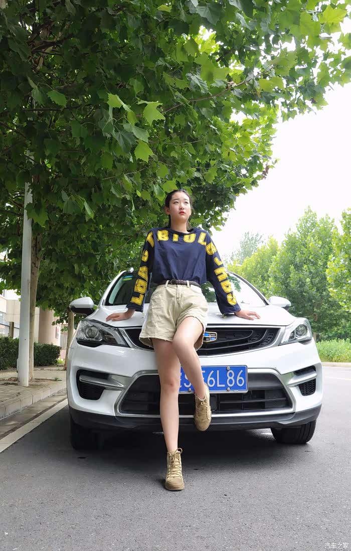 阜阳帝豪gs车友会吾家有女初长成长腿小美女