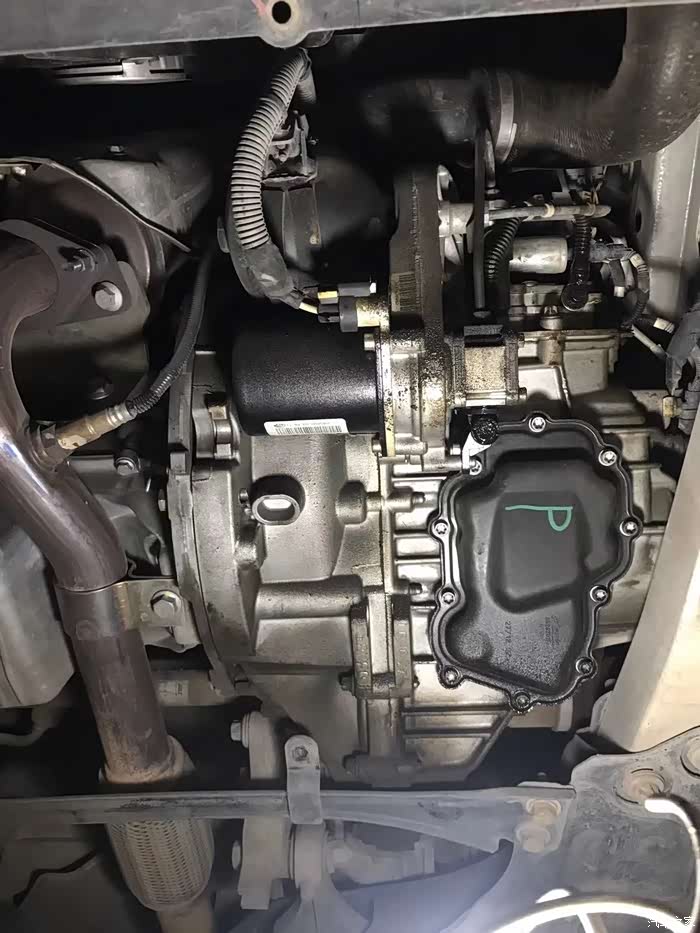 【图】10w了有没人帮看看这是变速箱那漏油了_菲翔论坛_汽车之家论坛