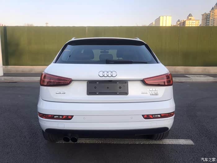 新到准17年17款奥迪q3 自动2.0t四驱高配 九十原漆 实表2万公里