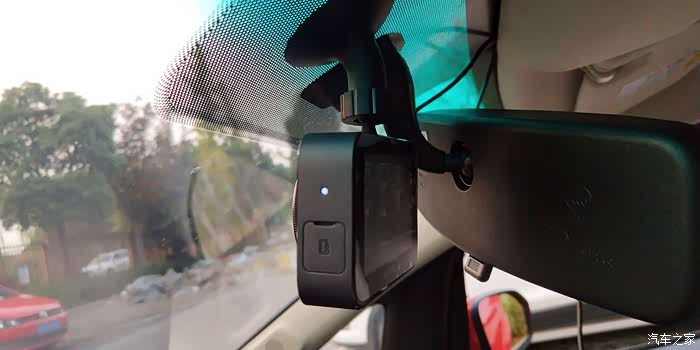 自己动手给安全多份保障远景x3行车记录仪安装分享