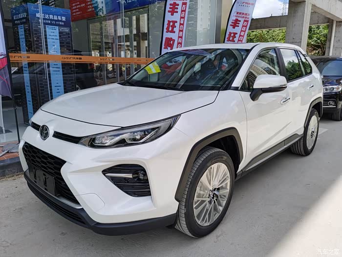 威兰达周末订车记很喜欢白色