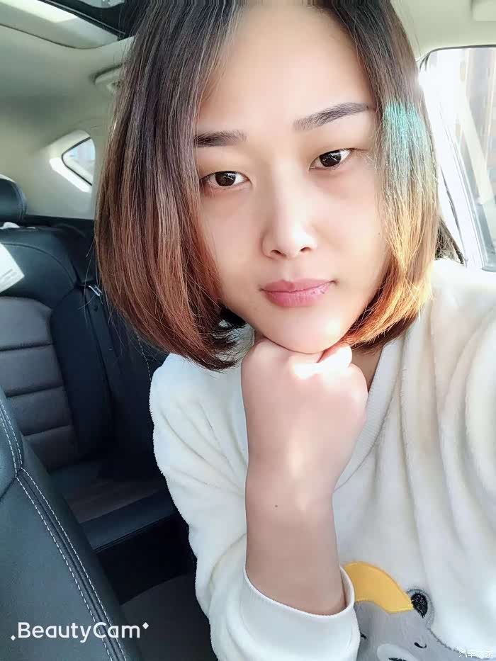 安阳河南帝豪gs俱乐总部阳光下的午后温柔小姐姐当车模