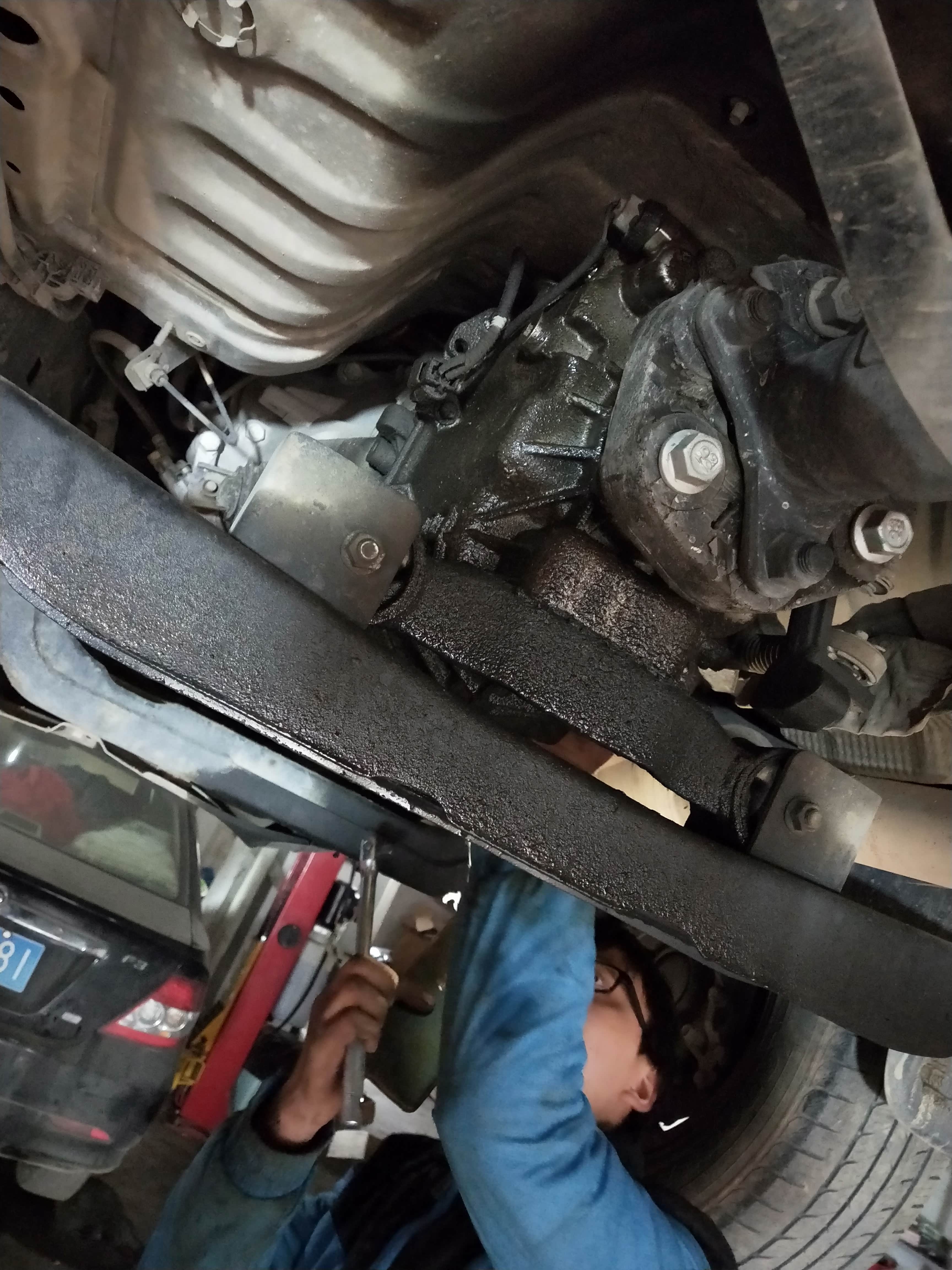 江淮帅铃t6质量太差变速箱漏油