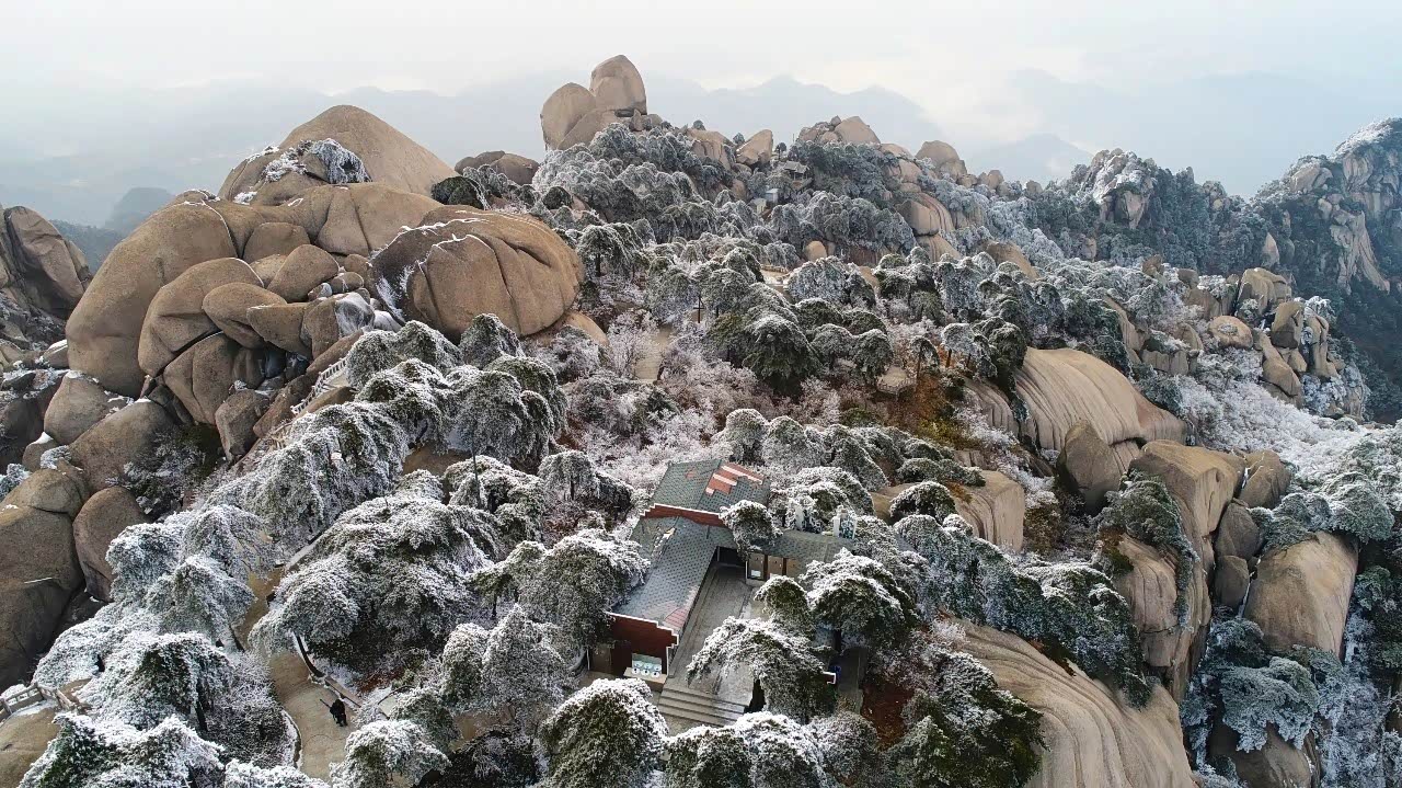 航拍天柱山(二)