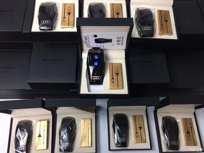 随车伴侣奥迪usb充电打火机触摸感应开关