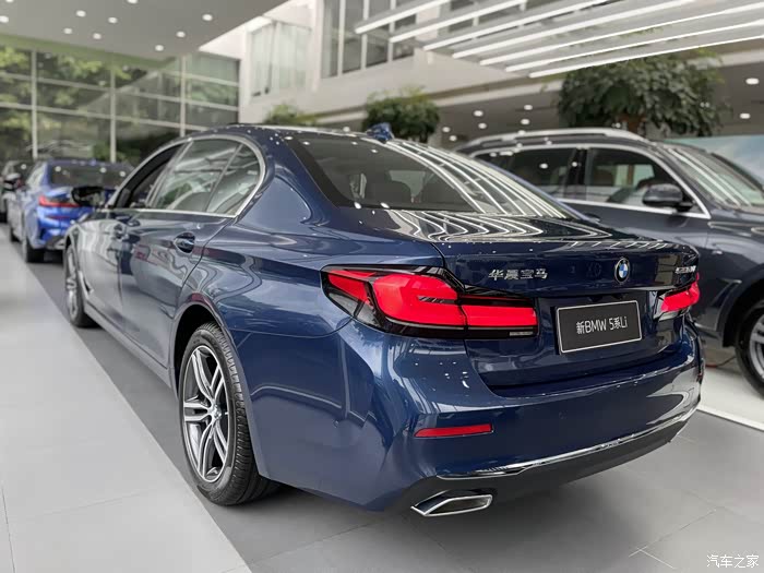 【图】最新款5系量子蓝色系_宝马5系论坛_汽车之家论坛