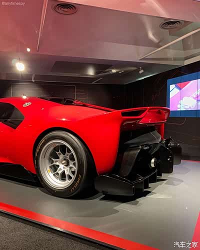 来自80的究极诱惑ferrari p80c