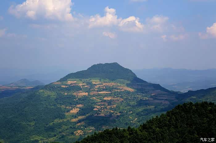 开三儿游玩神秘的鸡山