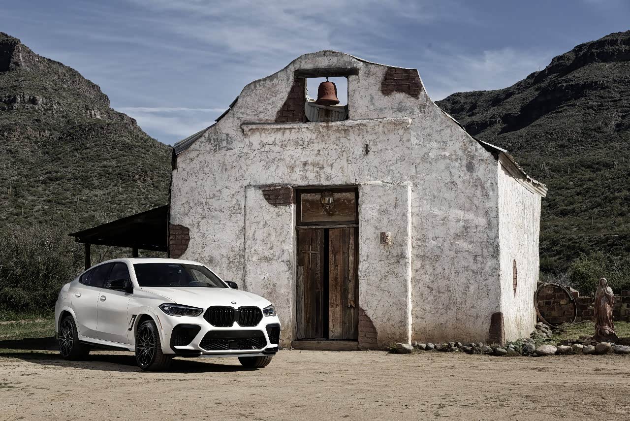 宝马x5m最帅气的壁纸