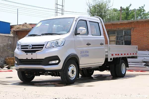 长安新款新豹x3