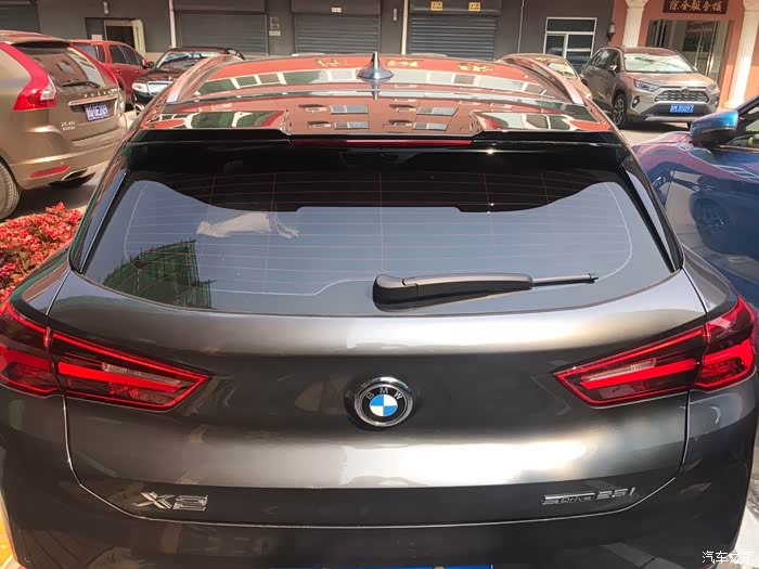 【图】进口x2改国产m运动尾翼_宝马x2论坛_汽车之家论坛