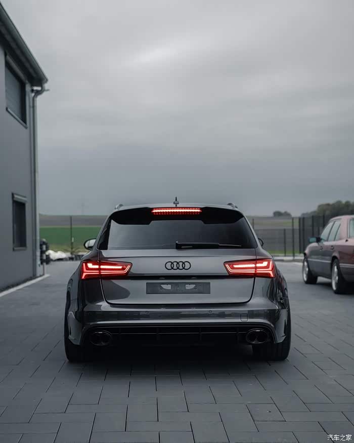 奥迪rs6最帅旅行车当然是我们的我们的最爱了