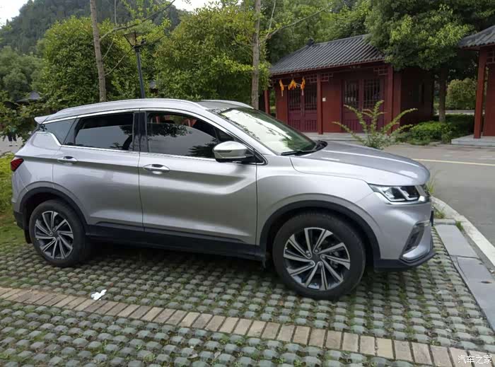 性价比之王吉利缤越骑士银